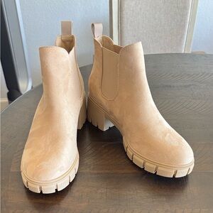 Tan Women's Ankle Boots